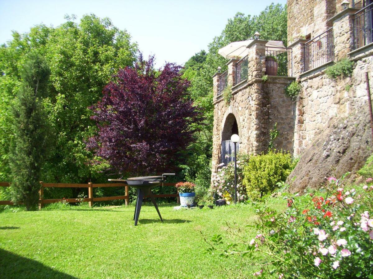 B&B Il Giardino Del Borgo Veiano Exterior photo